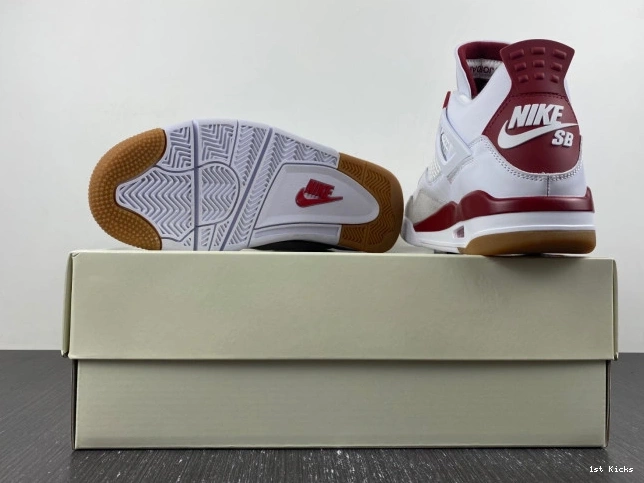 1st Kicks SB Pine DR5415-160 Red Retro 4 Jordan 0820